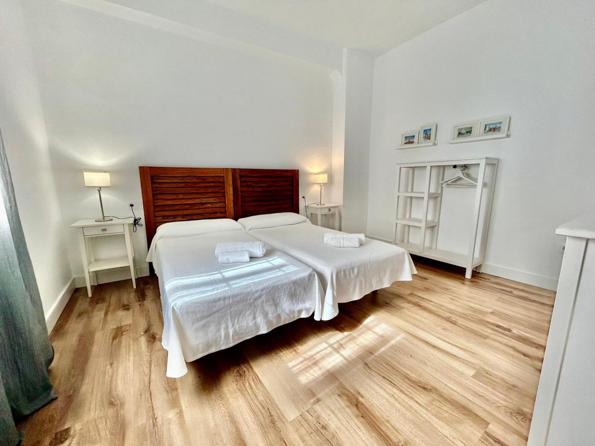 Acogedor Apt 6Pax 3Bdr 2Bth - Cozyhomesevilla5 외부 사진