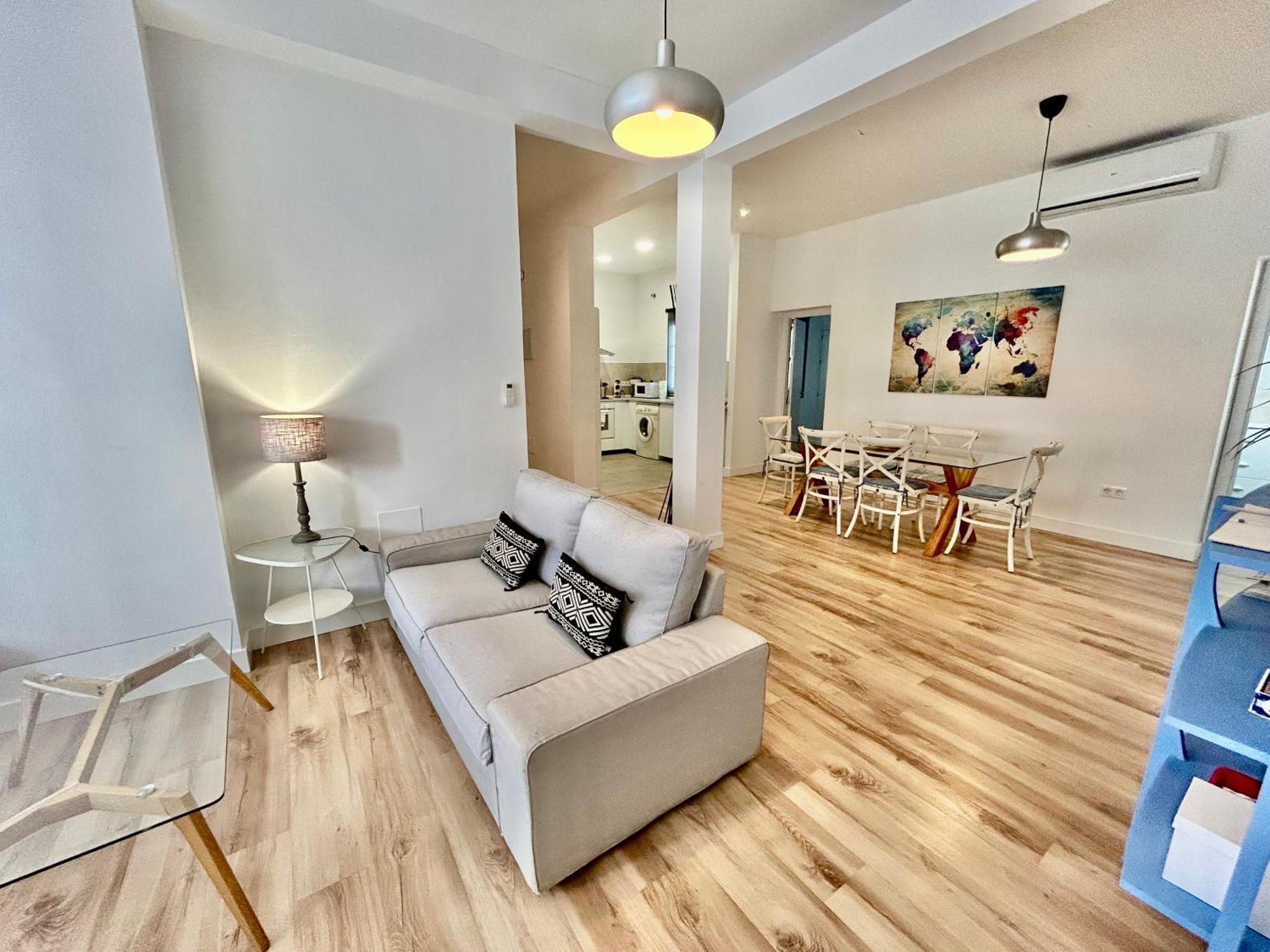 Acogedor Apt 6Pax 3Bdr 2Bth - Cozyhomesevilla5 외부 사진