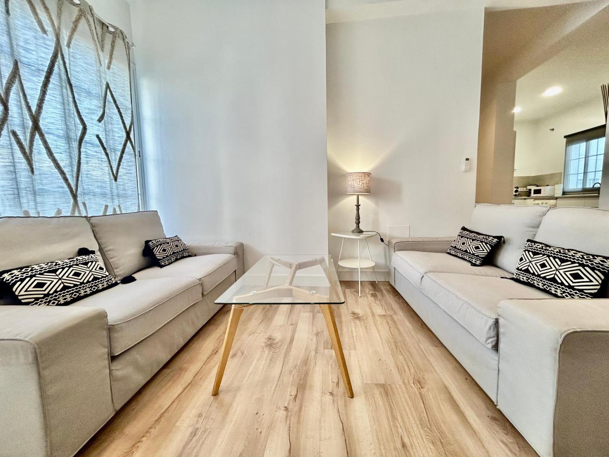 Acogedor Apt 6Pax 3Bdr 2Bth - Cozyhomesevilla5 외부 사진