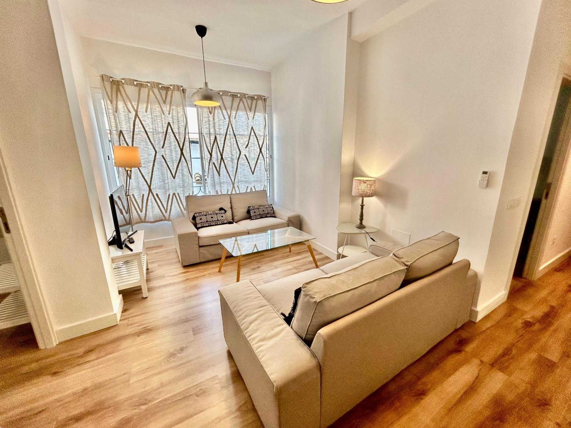 Acogedor Apt 6Pax 3Bdr 2Bth - Cozyhomesevilla5 외부 사진