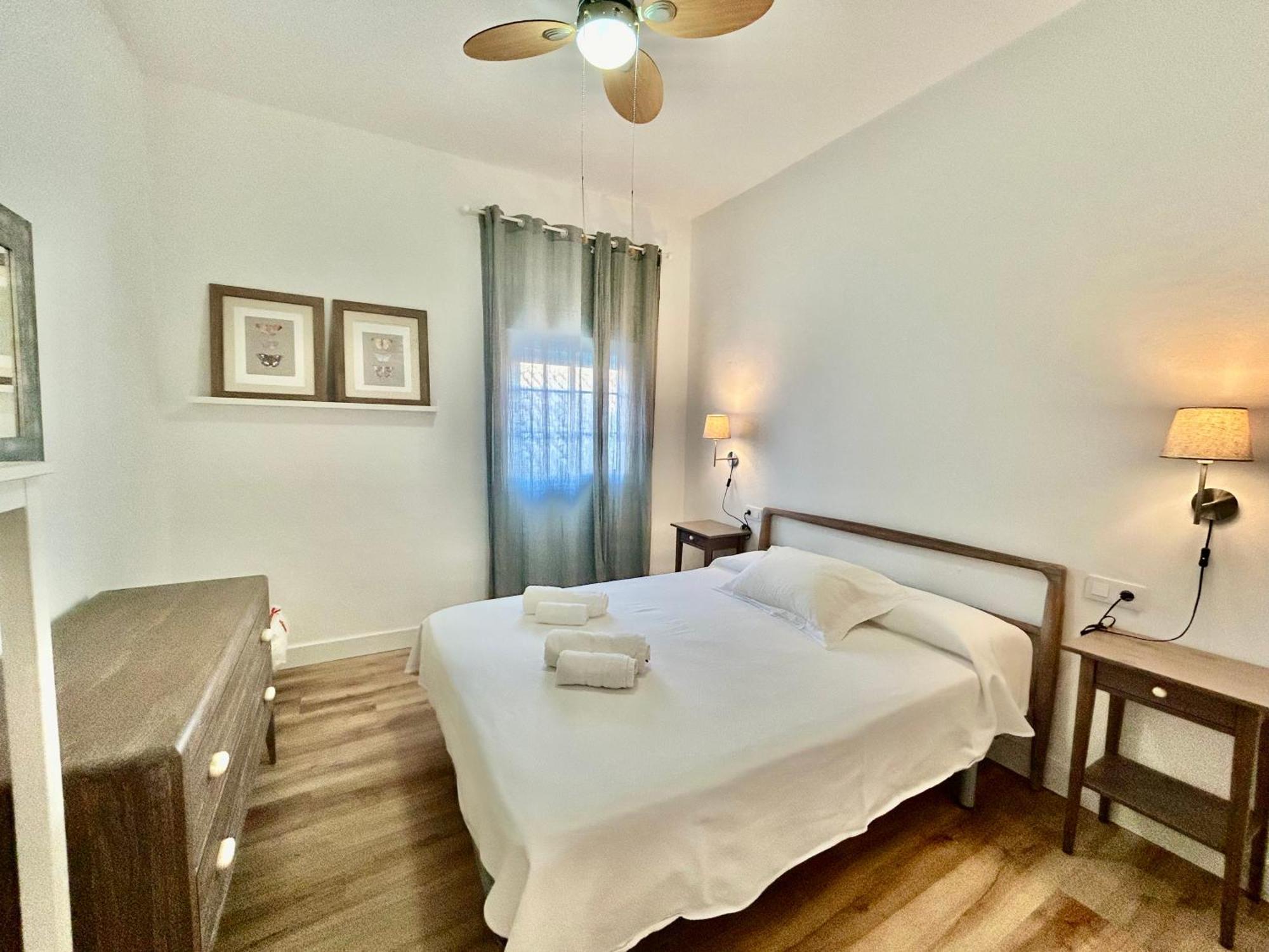 Acogedor Apt 6Pax 3Bdr 2Bth - Cozyhomesevilla5 외부 사진